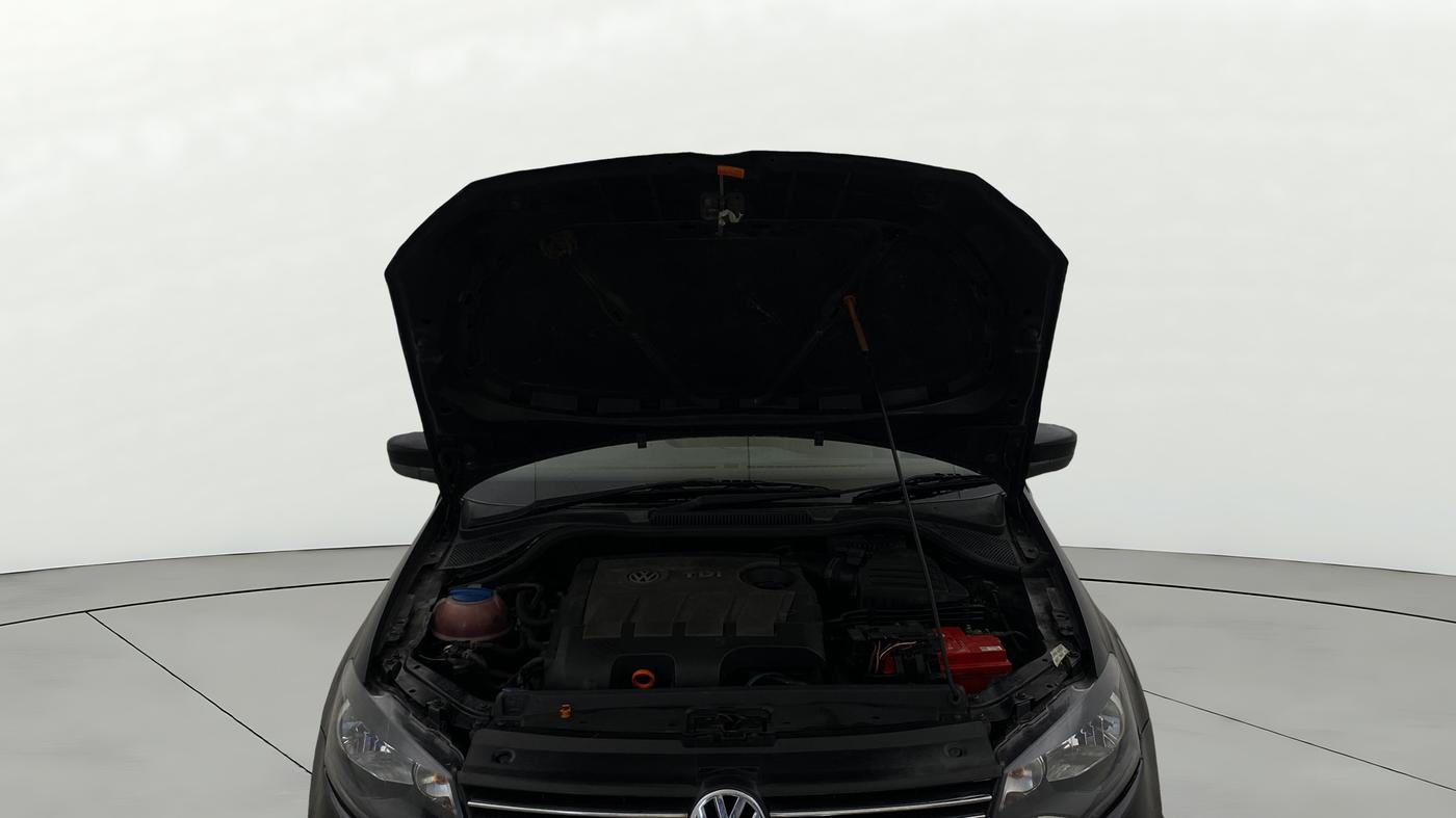 2012 Volkswagen Vento HIGHLINE DIESEL 1.6, Diesel, Manual, 1,45,665 km, Open Bonet