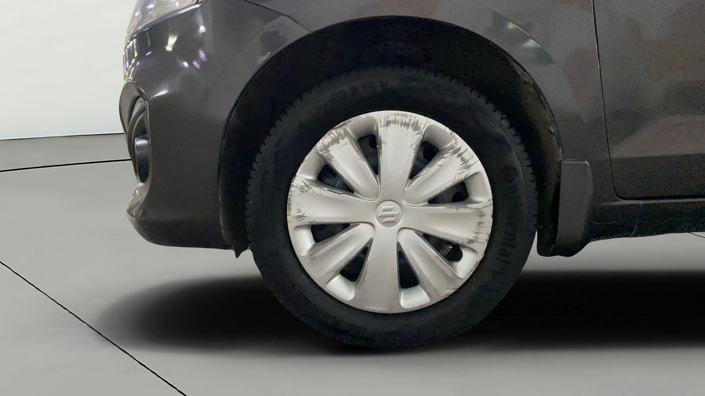 2016 Maruti Ertiga VXI AT, Petrol, Automatic, 68,424 km, Left Front Wheel
