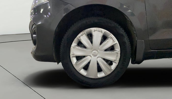 2016 Maruti Ertiga VXI AT, Petrol, Automatic, 68,424 km, Left Front Wheel