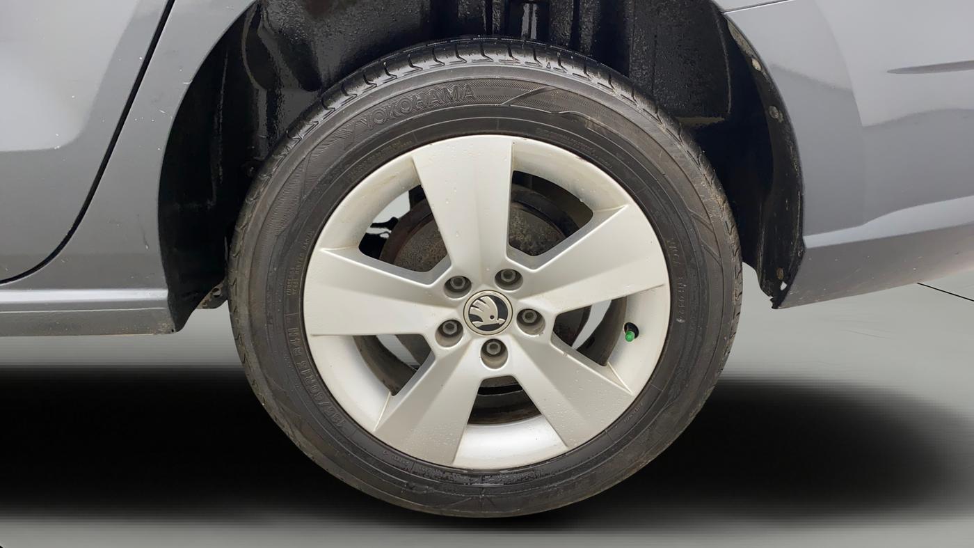 2018 Skoda Rapid AMBITION 1.5 TDI, Diesel, Manual, 75,807 km, Left Rear Wheel