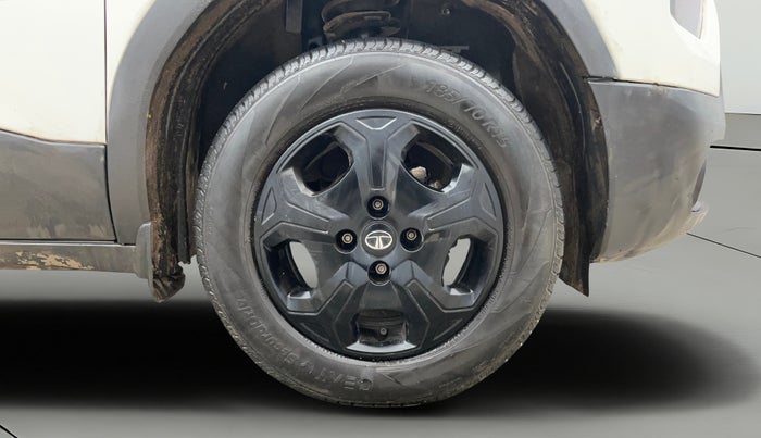 2023 Tata PUNCH ACCOMPLISHED MT, Petrol, Manual, 71,387 km, Right Front Wheel