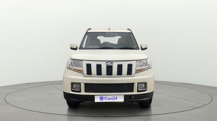 2017 Mahindra TUV300 T8, Diesel, Manual, 1,12,120 km, Front