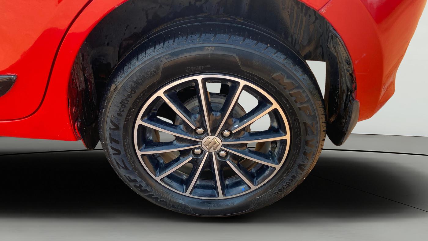 2018 Maruti Swift ZXI AMT, Petrol, Automatic, 1,49,965 km, Left Rear Wheel