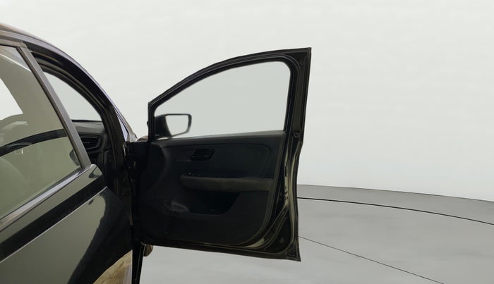 2022 Tata ALTROZ XZA PLUS DARK EDTION, Petrol, Automatic, 76,384 km, RHS Front Door