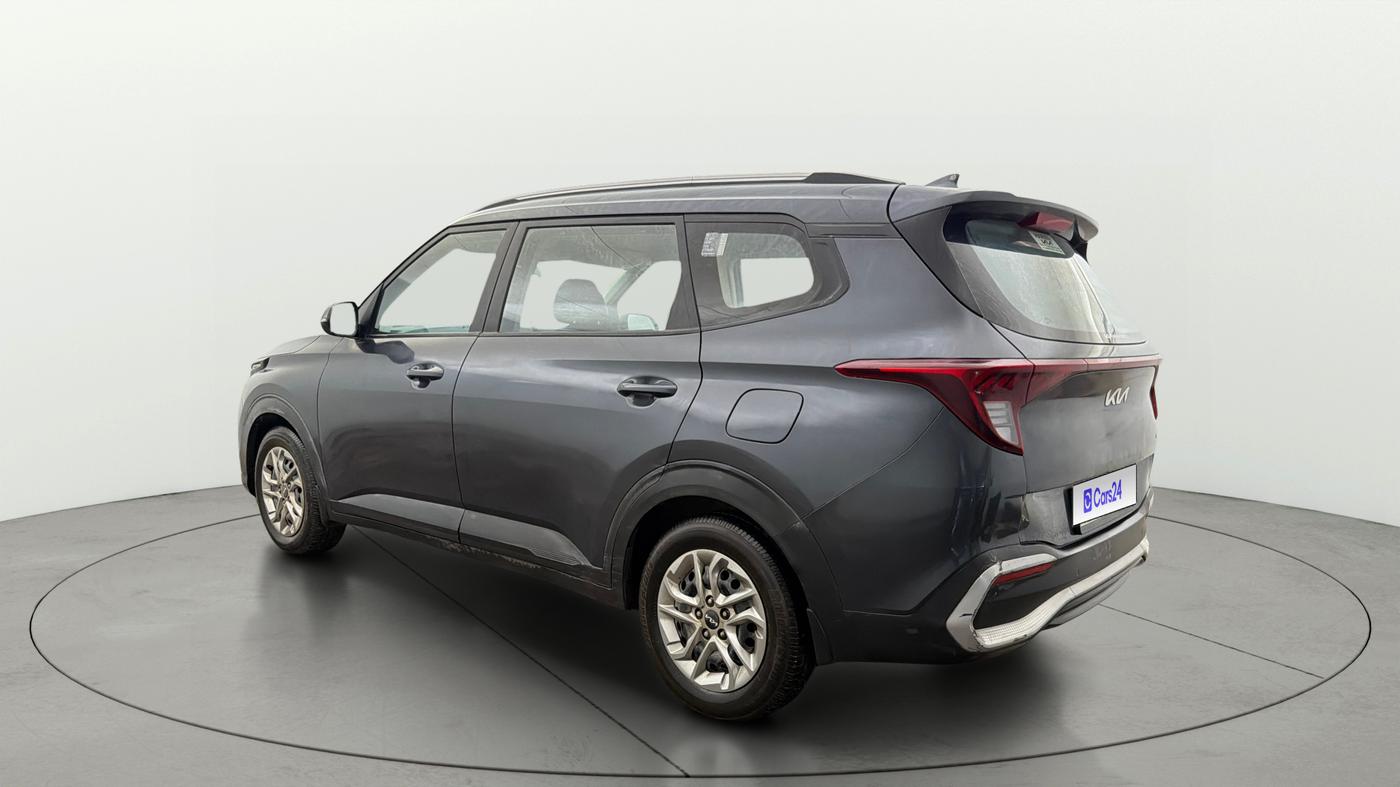 2023 KIA CARENS PRESTIGE 1.5 DIESEL IMT 7 STR, Diesel, Manual, 1,05,054 km, Left Back Diagonal