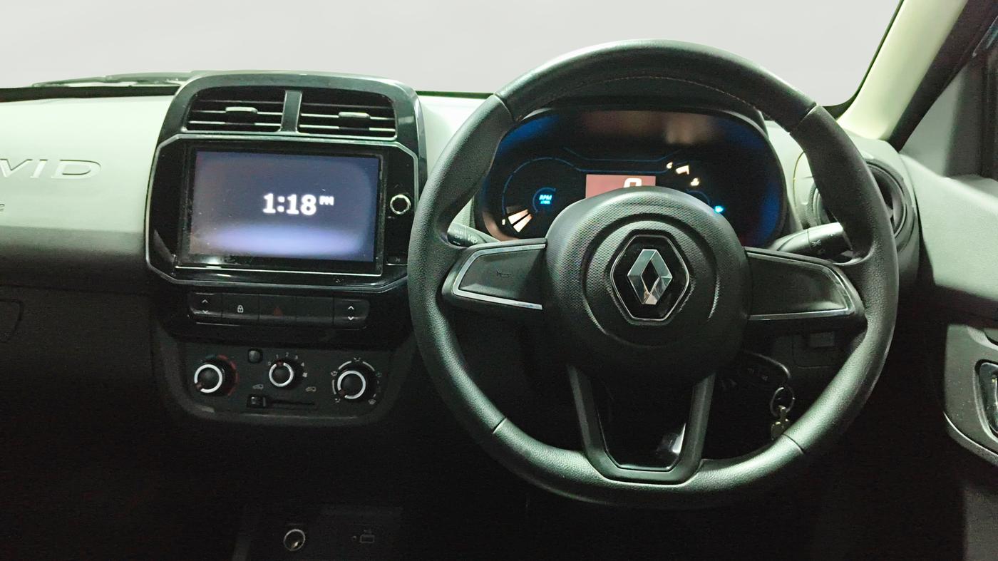 2020 Renault Kwid RXT 1.0 (O), Petrol, Manual, 59,064 km, Steering Wheel Close Up