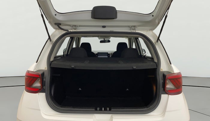 2021 Hyundai VENUE S 1.2, Petrol, Manual, 61,005 km, Boot Open Zoomed View
