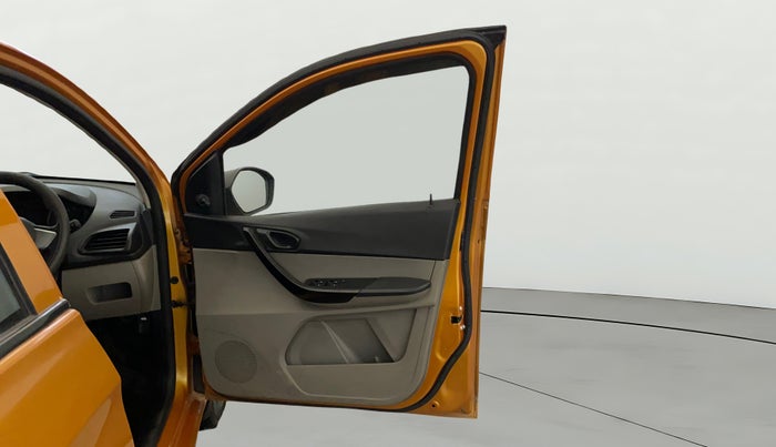 2017 Tata Tiago XM PETROL, Petrol, Manual, 82,601 km, RHS Front Door