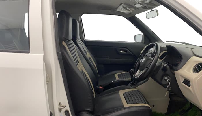2021 Maruti New Wagon-R VXI 1.0, Petrol, Manual, 35,262 km, Right Side Front Door Cabin