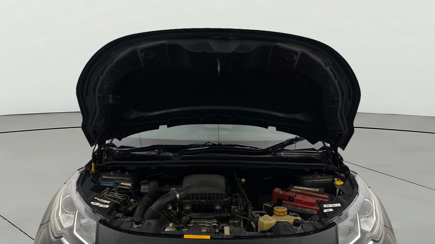 2022 Tata NEXON XMA SUNROOF PETROL, Petrol, Automatic, 35,685 km, Open Bonet
