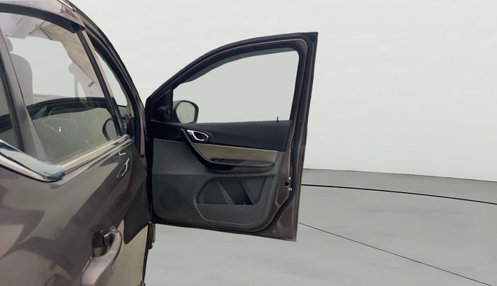 2017 Tata TIGOR XZ (O) PETROL, Petrol, Manual, 1,03,463 km, RHS Front Door