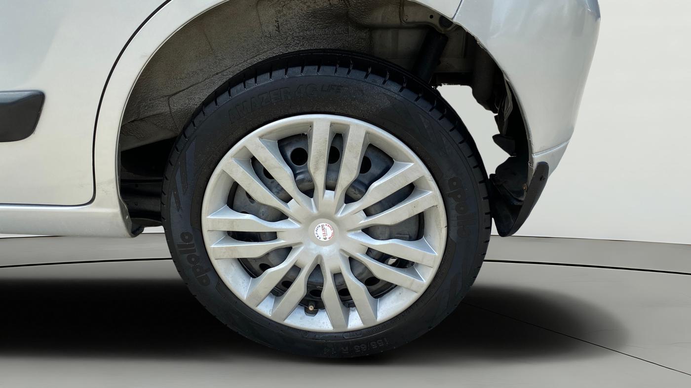 2017 Maruti Wagon R 1.0 VXI AMT, Petrol, Automatic, 79,458 km, Left Rear Wheel