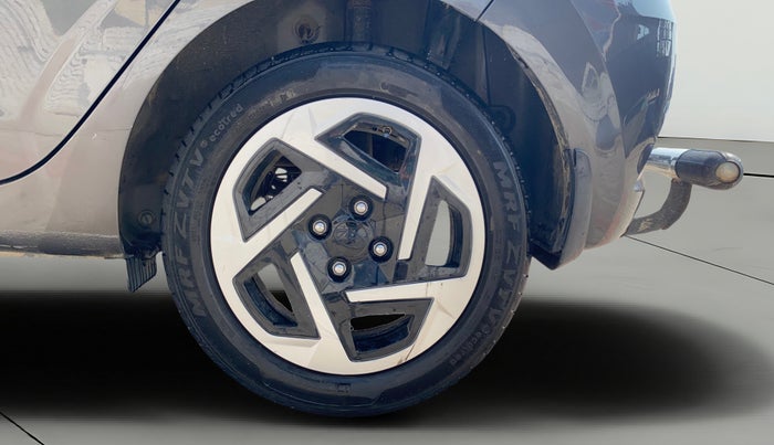 2024 Hyundai GRAND I10 NIOS SPORTZ 1.2 KAPPA VTVT, Petrol, Manual, 4,302 km, Left Rear Wheel