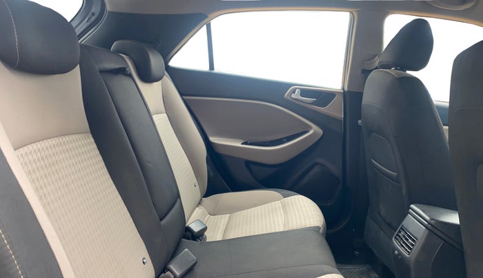 2020 Hyundai Elite i20 ASTA (O) CVT, Petrol, Automatic, 46,476 km, Right Side Rear Door Cabin