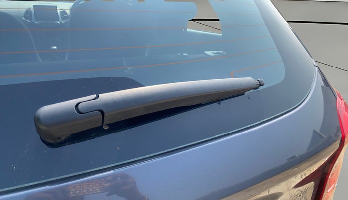 2018 Ford FREESTYLE TITANIUM 1.2 PETROL, Petrol, Manual, 56,895 km, Rear Wiper