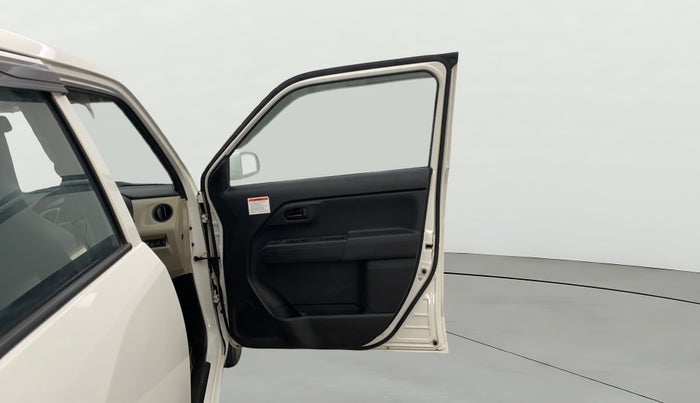 2019 Maruti New Wagon-R LXI CNG (O) 1.0, CNG, Manual, 57,277 km, RHS Front Door