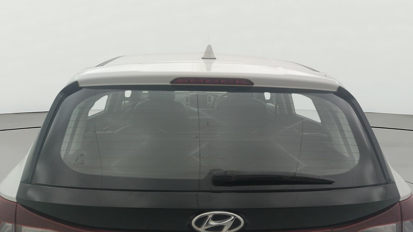2022 Hyundai NEW I20 ASTA 1.2 MT, Petrol, Manual, 43,102 km, Rear Windshield