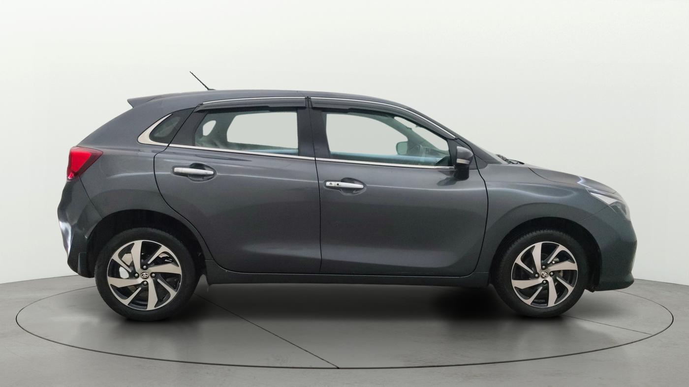 2024 Toyota Glanza V AMT, Petrol, Automatic, 1,00,247 km, Right Side View