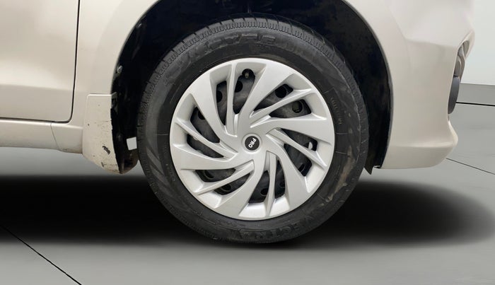 2016 Maruti Ertiga VXI CNG, CNG, Manual, 72,666 km, Right Front Wheel