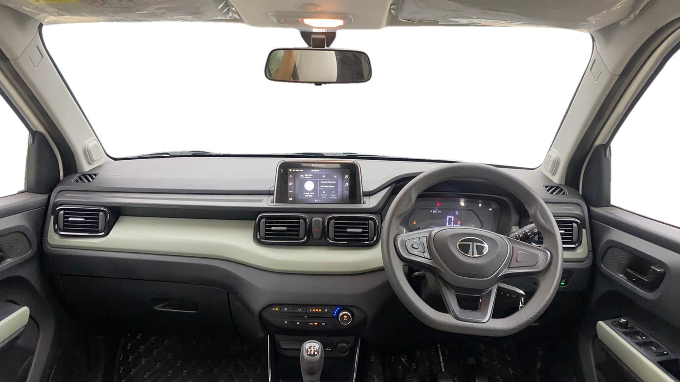 2025 Tata PUNCH Adventure Plus iCNG, CNG, Manual, 12,203 km, Dashboard