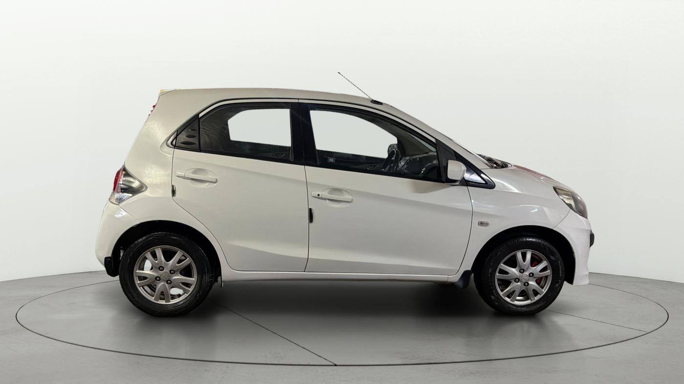 2014 Honda Brio VX AT, CNG, Automatic, 40,556 km, Right Side View