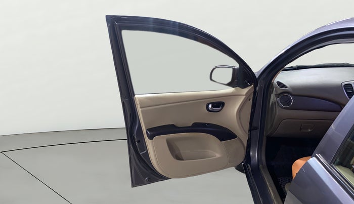 2013 Hyundai i10 SPORTZ 1.1, Petrol, Manual, 58,732 km, LHS Front Door