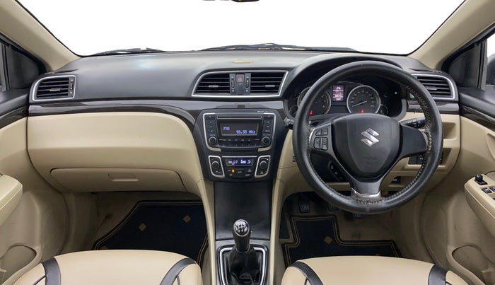 2016 Maruti Ciaz ZXI, Petrol, Manual, 49,976 km, Dashboard