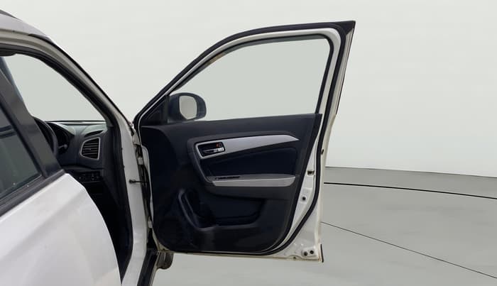 2020 Maruti Vitara Brezza ZXI AT SHVS, Petrol, Automatic, 72,389 km, RHS Front Door