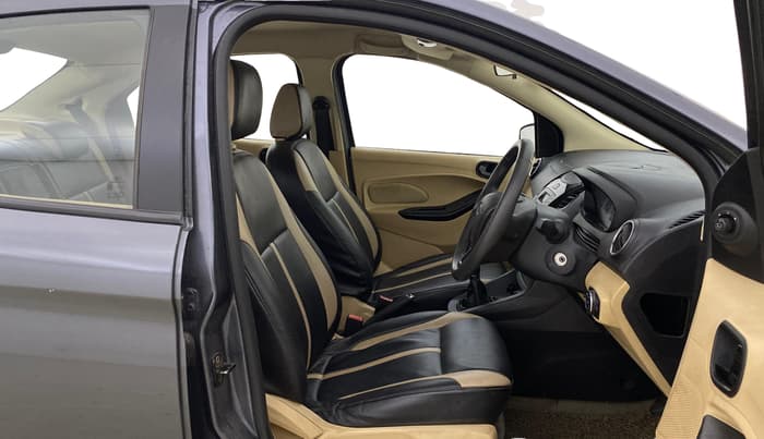 2015 Ford Figo Aspire TREND 1.2 PETROL, Petrol, Manual, 64,576 km, Right Side Front Door Cabin