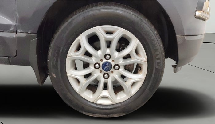 2013 Ford Ecosport TITANIUM 1.5L DIESEL (OPT), Diesel, Manual, 1,29,718 km, Right Front Wheel