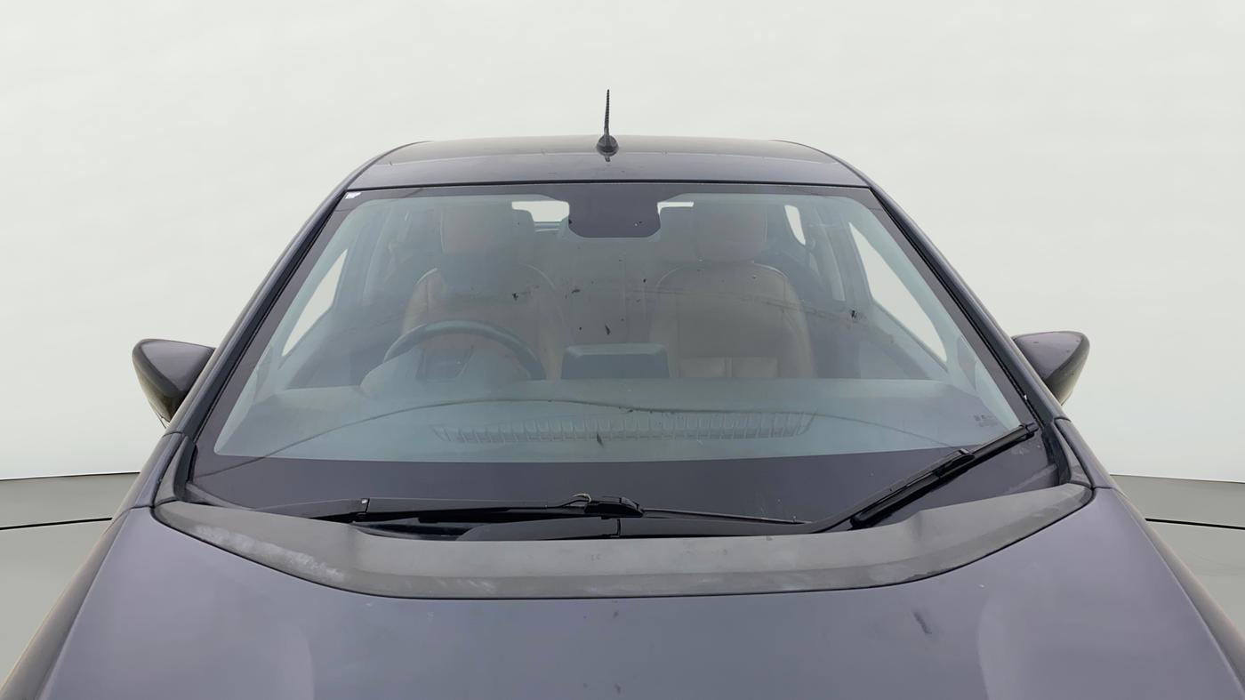 2020 Tata ALTROZ XZ DIESEL, Diesel, Manual, 1,08,010 km, Front Windshield