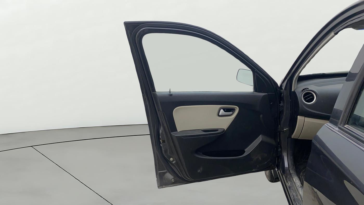 2021 Maruti Alto LXI CNG, CNG, Manual, 82,569 km, LHS Front Door
