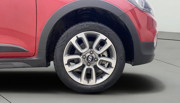 2018 Hyundai i20 Active 1.2 SX, Petrol, Manual, 17,987 km, Right Front Wheel