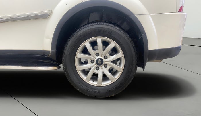 2020 Mahindra XUV500 W9, Diesel, Manual, 69,539 km, Left Rear Wheel