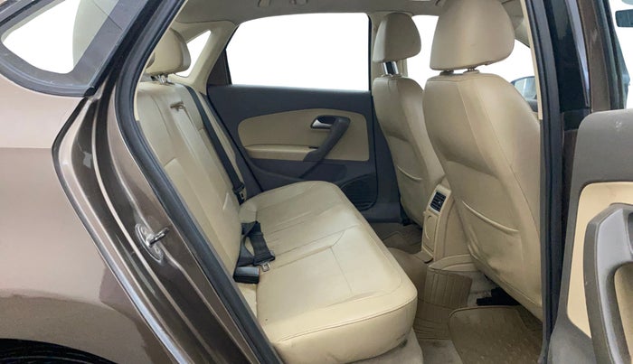 2016 Volkswagen Vento HIGHLINE PETROL AT, Petrol, Automatic, 1,21,926 km, Right Side Rear Door Cabin