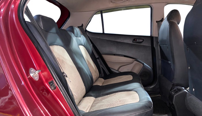 2015 Hyundai Grand i10 MAGNA 1.2 KAPPA VTVT, Petrol, Manual, 44,309 km, Right Side Rear Door Cabin