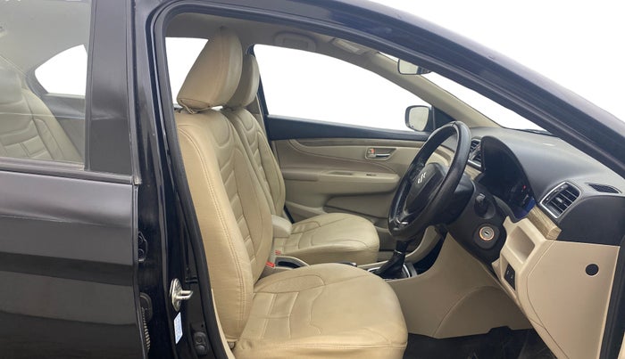 2020 Maruti Ciaz DELTA AT 1.5 SHVS PETROL, Petrol, Automatic, 1,38,064 km, Right Side Front Door Cabin