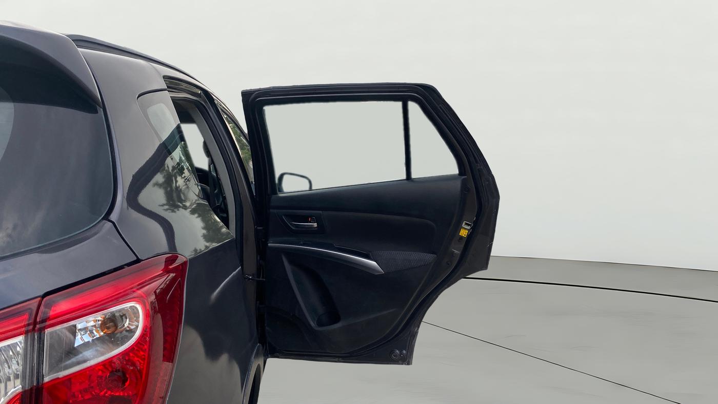 2018 Maruti S Cross ZETA 1.3, Diesel, Manual, 1,16,658 km, RHS Rear Door