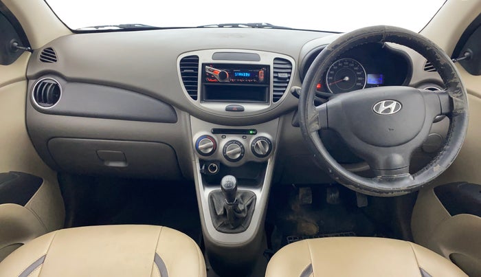 2013 Hyundai i10 MAGNA 1.1, Petrol, Manual, 1,04,127 km, Dashboard