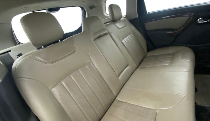 2014 Renault Duster 110 PS RXZ 4X4 MT DIESEL, Diesel, Manual, 1,69,999 km, Right Side Rear Door Cabin