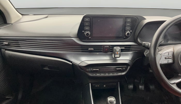 2022 Hyundai NEW I20 SPORTZ 1.2 MT, Petrol, Manual, 38,795 km, Air Conditioner