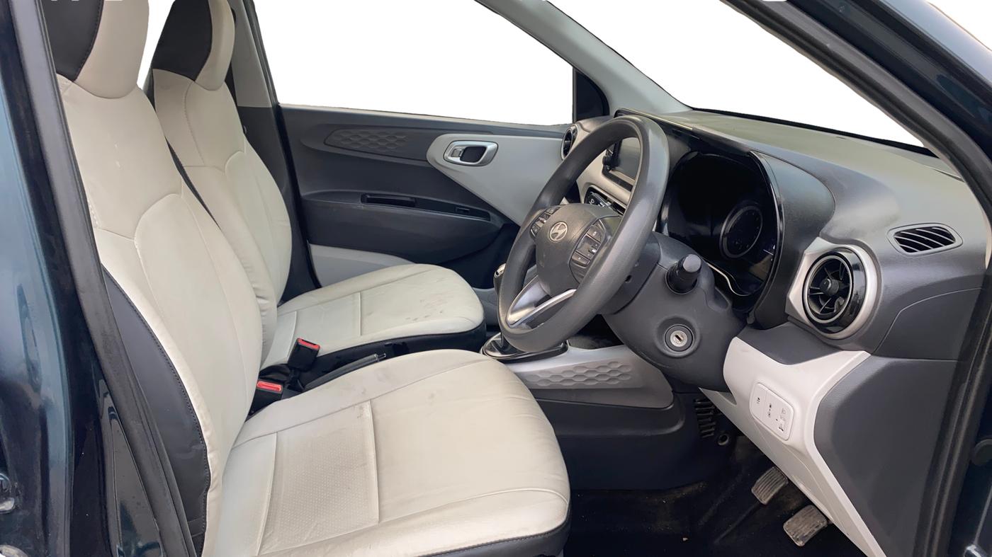 2023 Hyundai GRAND I10 NIOS SPORTZ 1.2 KAPPA VTVT CNG, CNG, Manual, 67,838 km, Right Side Front Door Cabin