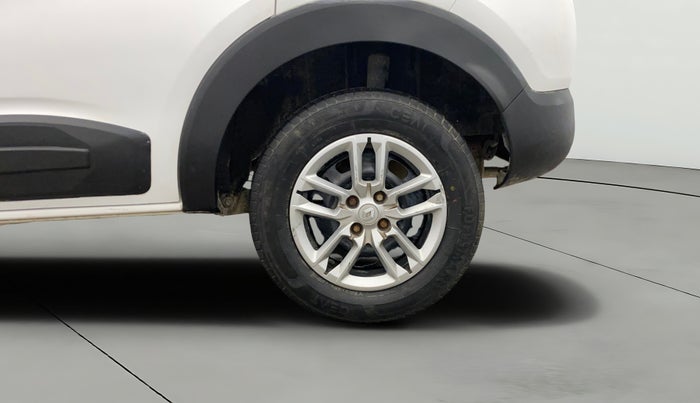 2021 Renault TRIBER RXT, Petrol, Manual, 42,127 km, Left Rear Wheel