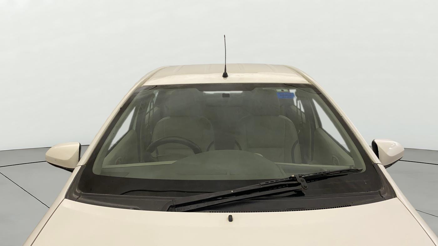 2014 Toyota Etios G, Petrol, Manual, 59,548 km, Front Windshield