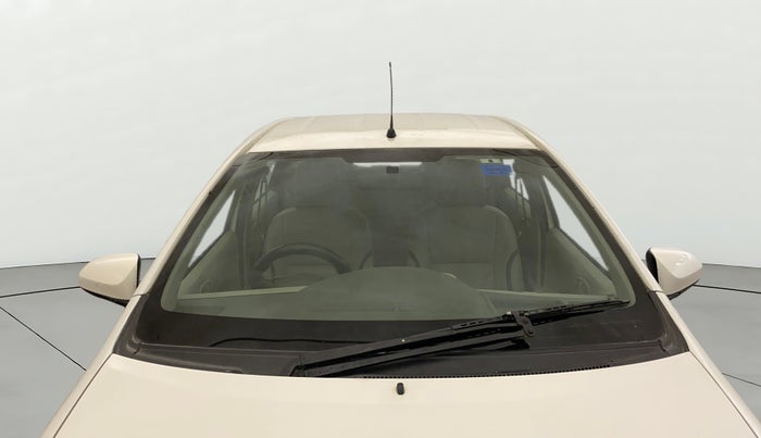 2014 Toyota Etios G, Petrol, Manual, 59,366 km, Front Windshield