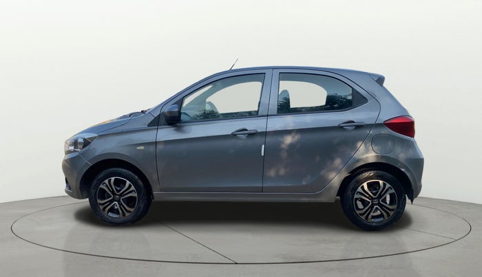 2019 Tata Tiago XZ PETROL, CNG, Manual, 1,13,117 km, Left Side
