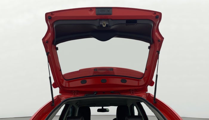 2017 Maruti Baleno ZETA CVT PETROL 1.2, Petrol, Automatic, 39,401 km, Boot Door Open