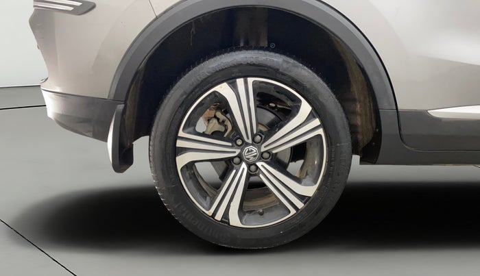 2021 MG ASTOR SAVVY 1.5 CVT, Petrol, Automatic, 40,061 km, Right Rear Wheel