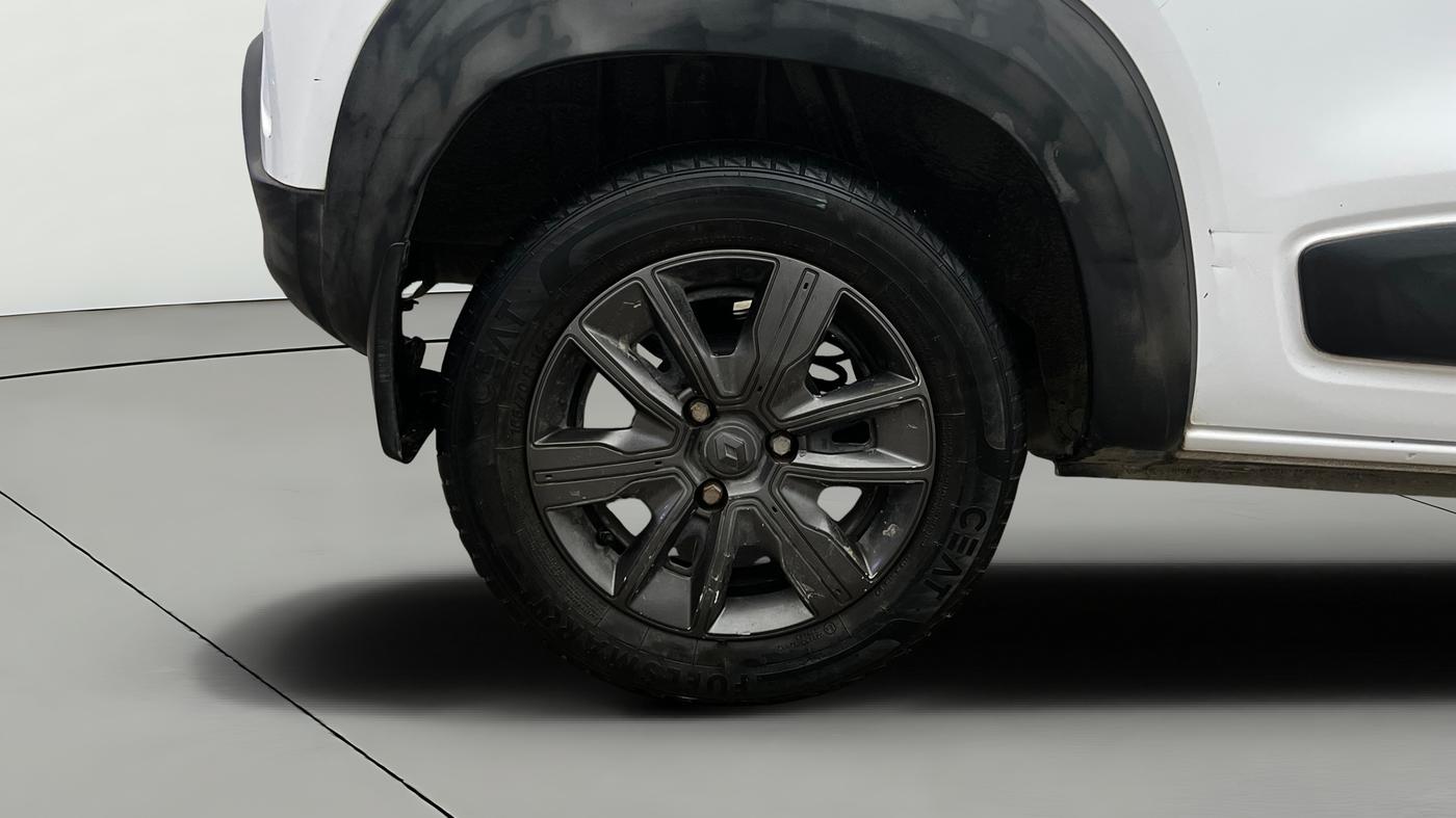 2021 Renault Kwid CLIMBER 1.0 AMT (O), Petrol, Automatic, 31,560 km, Right Rear Wheel