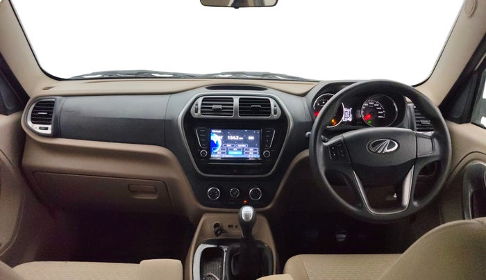 2019 Mahindra TUV300 T10, Diesel, Manual, 61,847 km, Dashboard